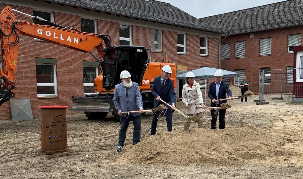 Spatenstich Rettungswache Lütjenburg